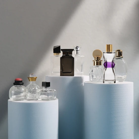 Garrafa de perfume de vidro transparente personalizada, 10ml 35ml 50ml 100ml, garrafa de vidro quadrada de 80ml, garrafa de aromaterapia, garrafa de loção cosmética